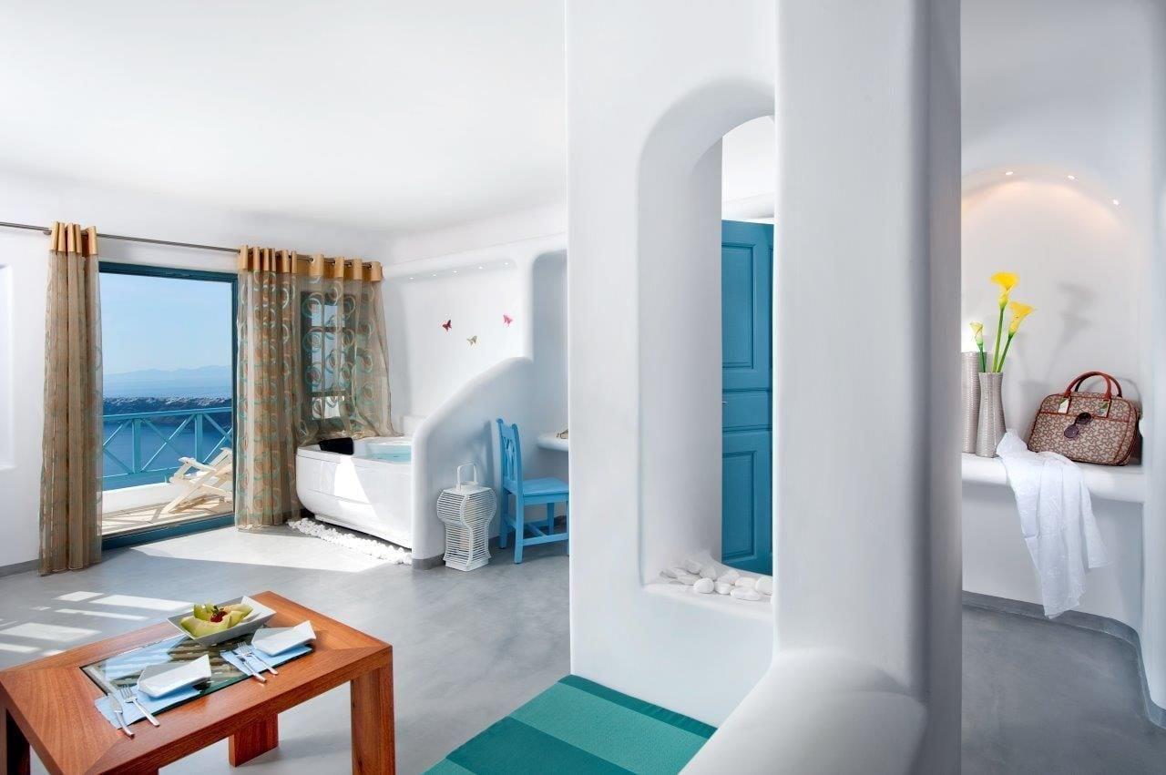Absolute Bliss Imerovigli (Santorini)