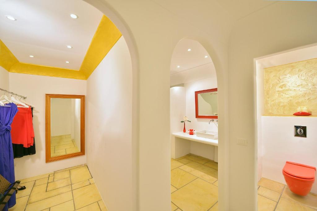 Absolute Bliss 4* Imerovigli (Santorini)