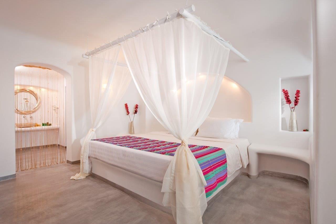 Absolute Bliss Hotel Imerovigli (Santorini)