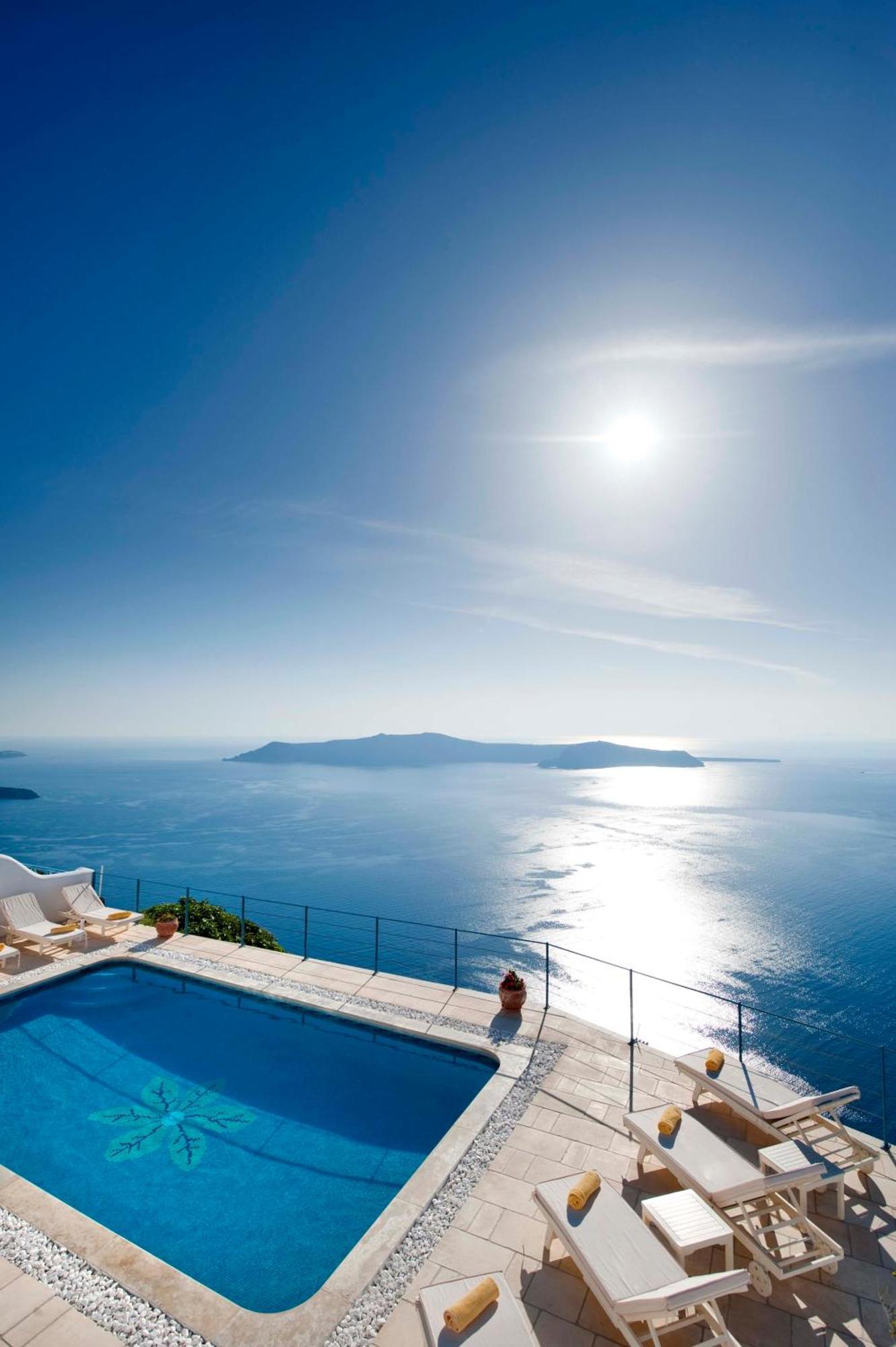 Absolute Bliss Imerovigli (Santorini)